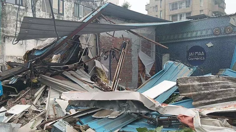 Jalandhar: यात्रा कार्यालय को अवैध रूप से ध्वस्त किया गया, 20 पर मामला दर्ज Jalandhar: यात्रा कार्यालय को अवैध रूप से ध्वस्त किया गया, 20 पर मामला दर्ज