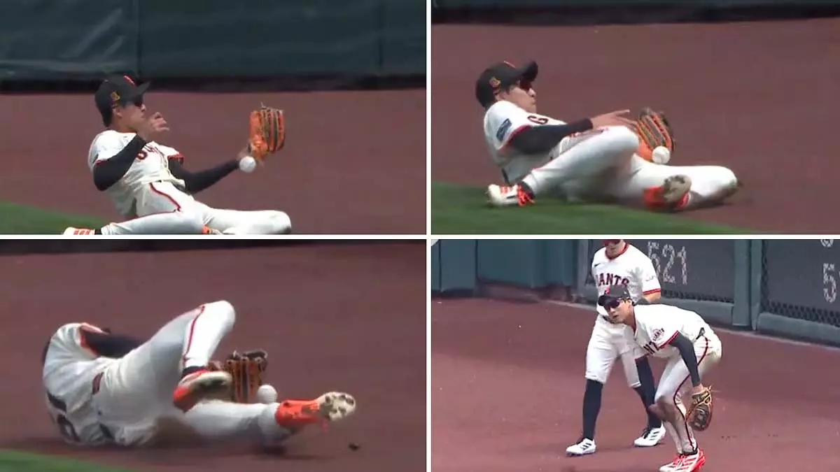 San Francisco Giants: जंग हू ली का घुटनों के बल शानदार कैच San Francisco Giants: जंग हू ली का घुटनों के बल शानदार कैच