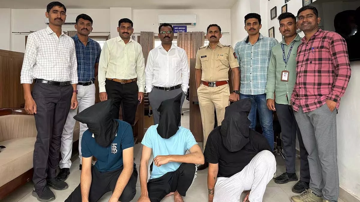 Pimpri-Chinchwad: साइबर पुलिस ने 57.70 लाख रुपये की ठगी में तीन गिरफ्तार Pimpri-Chinchwad: साइबर पुलिस ने 57.70 लाख रुपये की ठगी में तीन गिरफ्तार