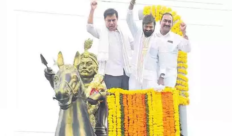 सरदार सरवई पपन्ना गौड़ बहुजन साहस के प्रतीक हैं: KTR सरदार सरवई पपन्ना गौड़ बहुजन साहस के प्रतीक हैं: KTR