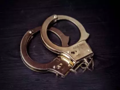 Odisha: नाबालिग लड़की से सामूहिक बलात्कार मामले में तीन गिरफ्तार Odisha: नाबालिग लड़की से सामूहिक बलात्कार मामले में तीन गिरफ्तार
