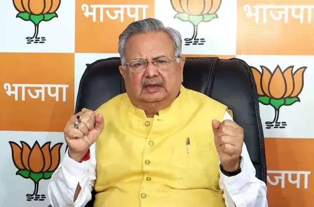BIG BREAKING: मंत्रिमंडल विस्तार से पहले डॉ. रमन सिंह दिल्ली रवाना BIG BREAKING: मंत्रिमंडल विस्तार से पहले डॉ. रमन सिंह दिल्ली रवाना