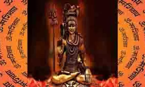 Powerful Mantra of Monday: रंक को राजा बना सकता है यह शिव मंत्र Powerful Mantra of Monday: रंक को राजा बना सकता है यह शिव मंत्र