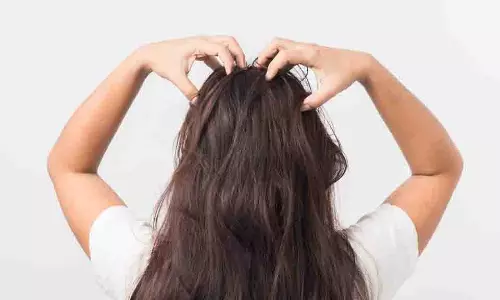 Monsoon Hair Care Tips:  बारिश में बाल रूखे हो गए हैं, तो ये टिप्स बहुत काम के हैं