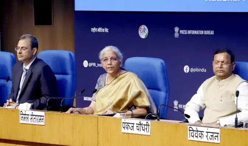 GST युक्तिकरण: दिवाली से पहले कारें, दोपहिया वाहन सस्ते होने की संभावना