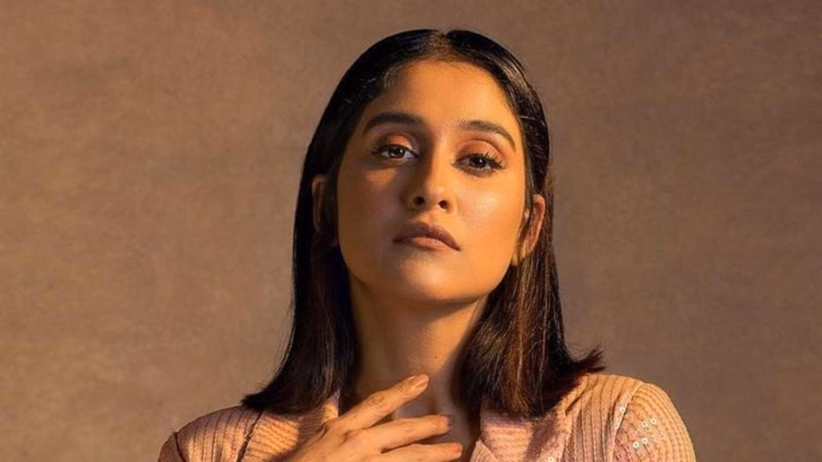 Regina Cassandra ने हिंदी मनोरंजन पर अपनी राय दी Regina Cassandra ने हिंदी मनोरंजन पर अपनी राय दी