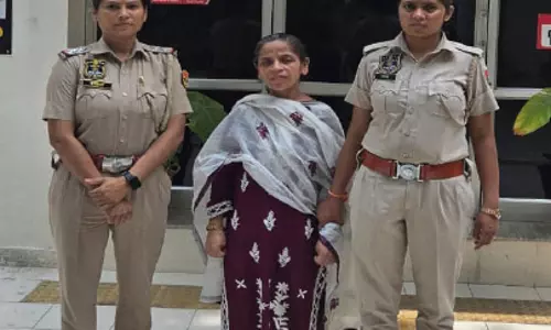 शातिर महिला गिरफ्तार, क्राइम का नया तरीका अपनाया शातिर महिला गिरफ्तार, क्राइम का नया तरीका अपनाया
