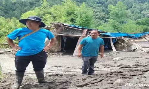 बादल फटने से गाँव में तबाही