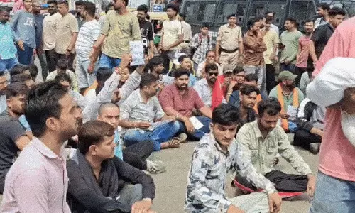 Bhopal: बजरंग दल ने पकड़ा संदिग्ध मांस से भरा वाहन