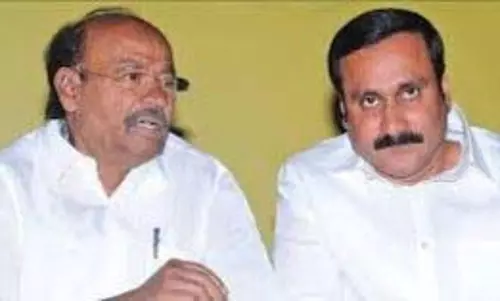 GC meeting: रामदास ने अंबुमणि पर निशाना साधा GC meeting: रामदास ने अंबुमणि पर निशाना साधा