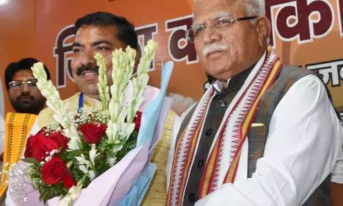 Haryana : खट्टर ने वोट चोरी के आरोप को लेकर कांग्रेस पर निशाना साधा