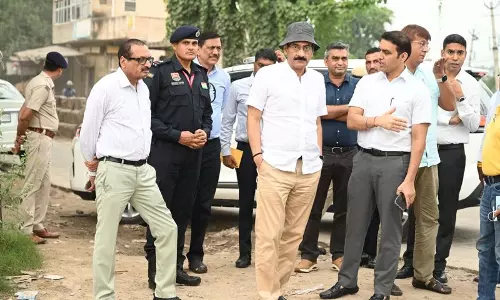 CM के सीपीएस ने गुरुग्राम में सड़कों का निरीक्षण किया, अतिक्रमण हटाने के आदेश दिए