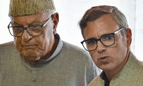 डॉ. फारूक, उमर ने मौलाना कासिमी की मां के निधन पर दुख व्यक्त किया