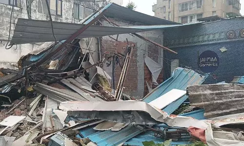 Jalandhar: यात्रा कार्यालय को अवैध रूप से ध्वस्त किया गया, 20 पर मामला दर्ज Jalandhar: यात्रा कार्यालय को अवैध रूप से ध्वस्त किया गया, 20 पर मामला दर्ज