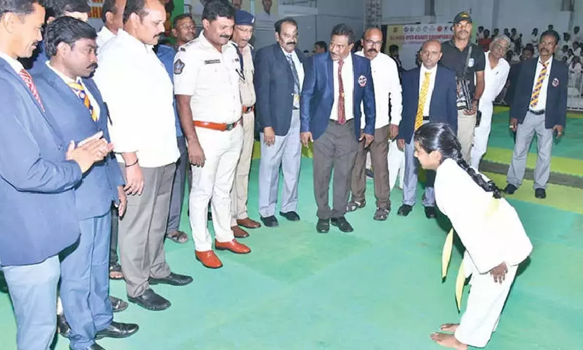 Andhra: 43वीं राष्ट्रीय स्तर की कराटे चैंपियनशिप का उद्घाटन