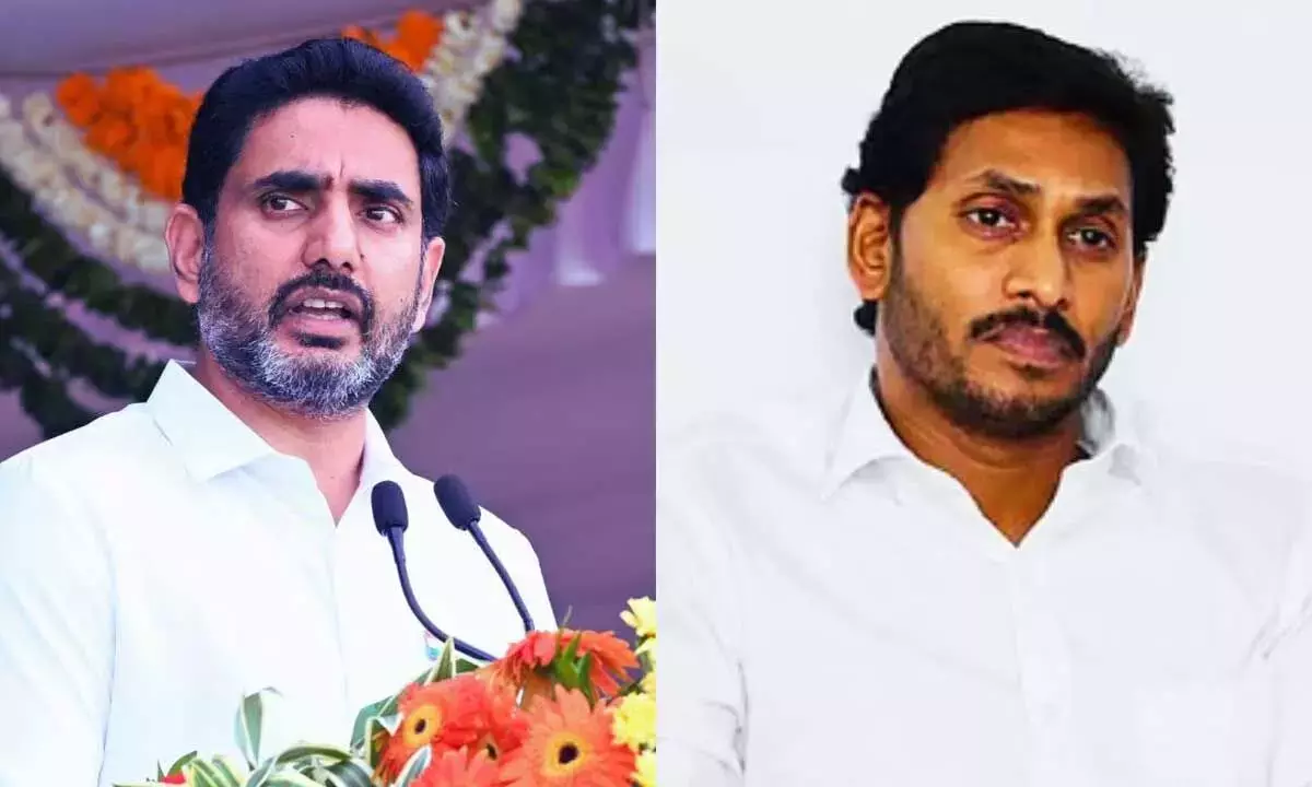 लोकेश ने मांग की कि जगन को राष्ट्रीय ध्वज नहीं फहराने के लिए देश से माफी मांगनी चाहिए लोकेश ने मांग की कि जगन को राष्ट्रीय ध्वज नहीं फहराने के लिए देश से माफी मांगनी चाहिए