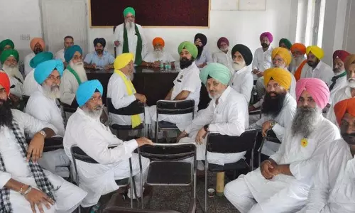 SKM 24 अगस्त को समराला में ‘विजय रैली’ आयोजित करेगा SKM 24 अगस्त को समराला में ‘विजय रैली’ आयोजित करेगा