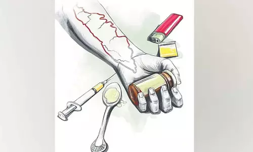 Ernakulam में छोटी और मध्यम मात्रा में नशीली दवाओं के मामलों में उल्लेखनीय वृद्धि Ernakulam में छोटी और मध्यम मात्रा में नशीली दवाओं के मामलों में उल्लेखनीय वृद्धि