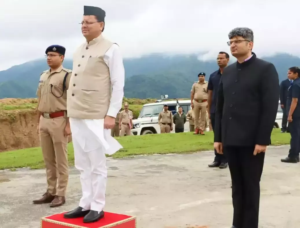 Gopeshwar: मुख्यमंत्री ने भराड़ीसैण दौरे के दौरान किया निरीक्षण Gopeshwar: मुख्यमंत्री ने भराड़ीसैण दौरे के दौरान किया निरीक्षण