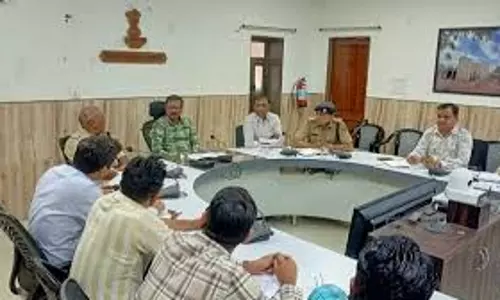 Jalore: जिला स्तरीय जनसुनवाई व जिला जन अभियोग एवं सतर्कता समिति की बैठक गुरूवार को Jalore: जिला स्तरीय जनसुनवाई व जिला जन अभियोग एवं सतर्कता समिति की बैठक गुरूवार को