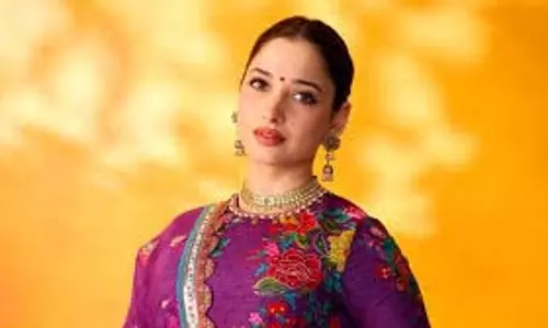 Tamannaah: जीवन और साहस पर अपने प्रेरक सिद्धांत से किया प्रेरित Tamannaah: जीवन और साहस पर अपने प्रेरक सिद्धांत से किया प्रेरित