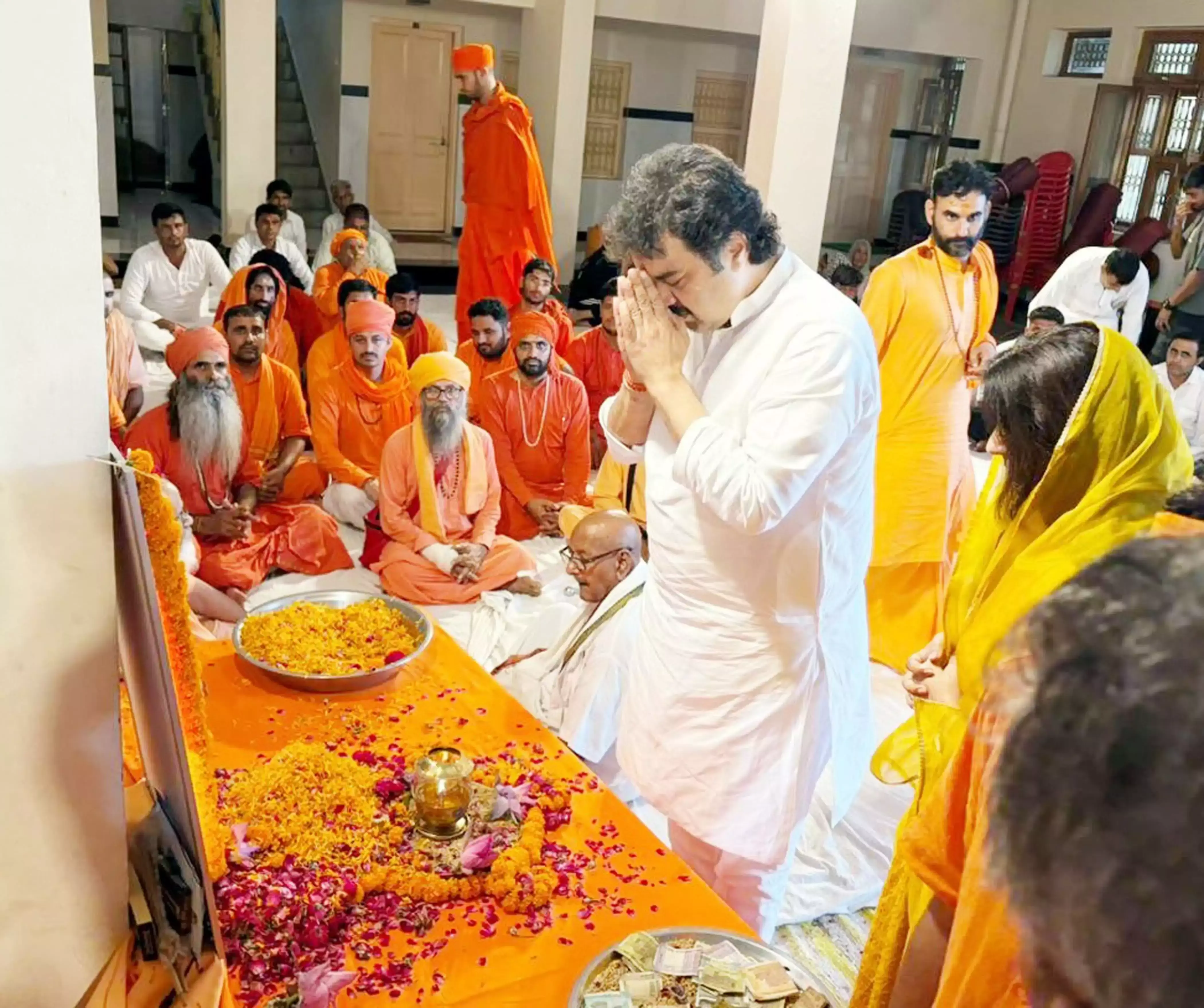 Hisar: स्वामी राजेन्द्रानंद महाराज का योगदान याद, बिश्नोई ने जताया सम्मान Hisar: स्वामी राजेन्द्रानंद महाराज का योगदान याद, बिश्नोई ने जताया सम्मान