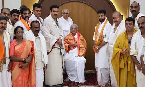 BJP  प्रतिनिधिमंडल ने धर्मस्थल धर्माधिकारी से मुलाकात की