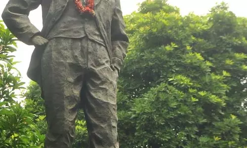 Amritsar: शहीद स्मारक पार्क उपेक्षा का शिकार Amritsar: शहीद स्मारक पार्क उपेक्षा का शिकार