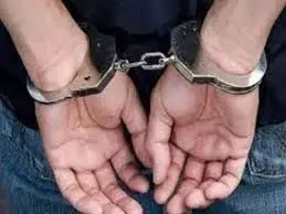 Delhi युवक के अपहरण के आरोप में दो गिरफ्तार Delhi युवक के अपहरण के आरोप में दो गिरफ्तार