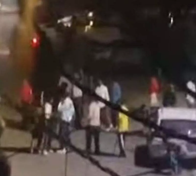 Punjab: नशीली दवाओं की तस्करी के आरोपों में कारें तोड़ी गईं, पथराव ,12 पर मामला दर्ज Punjab: नशीली दवाओं की तस्करी के आरोपों में कारें तोड़ी गईं, पथराव ,12 पर मामला दर्ज