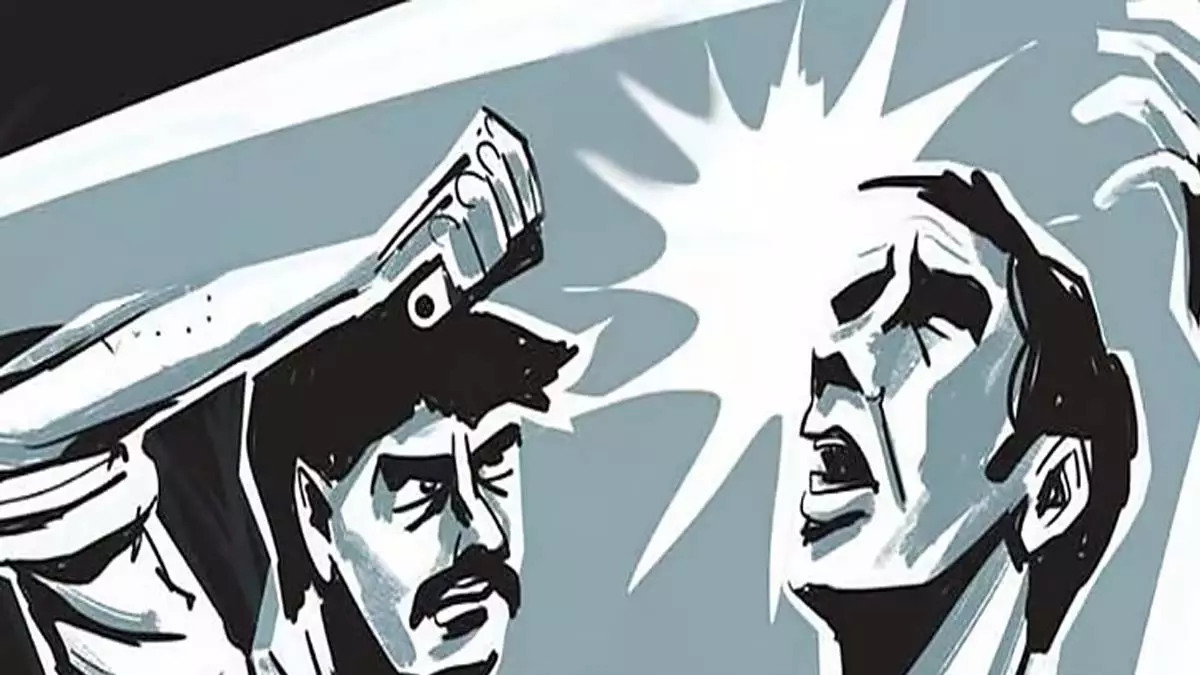 Thoothukudi में सरकारी कॉलेज के छात्र ने शिक्षक पर किया हमला Thoothukudi में सरकारी कॉलेज के छात्र ने शिक्षक पर किया हमला