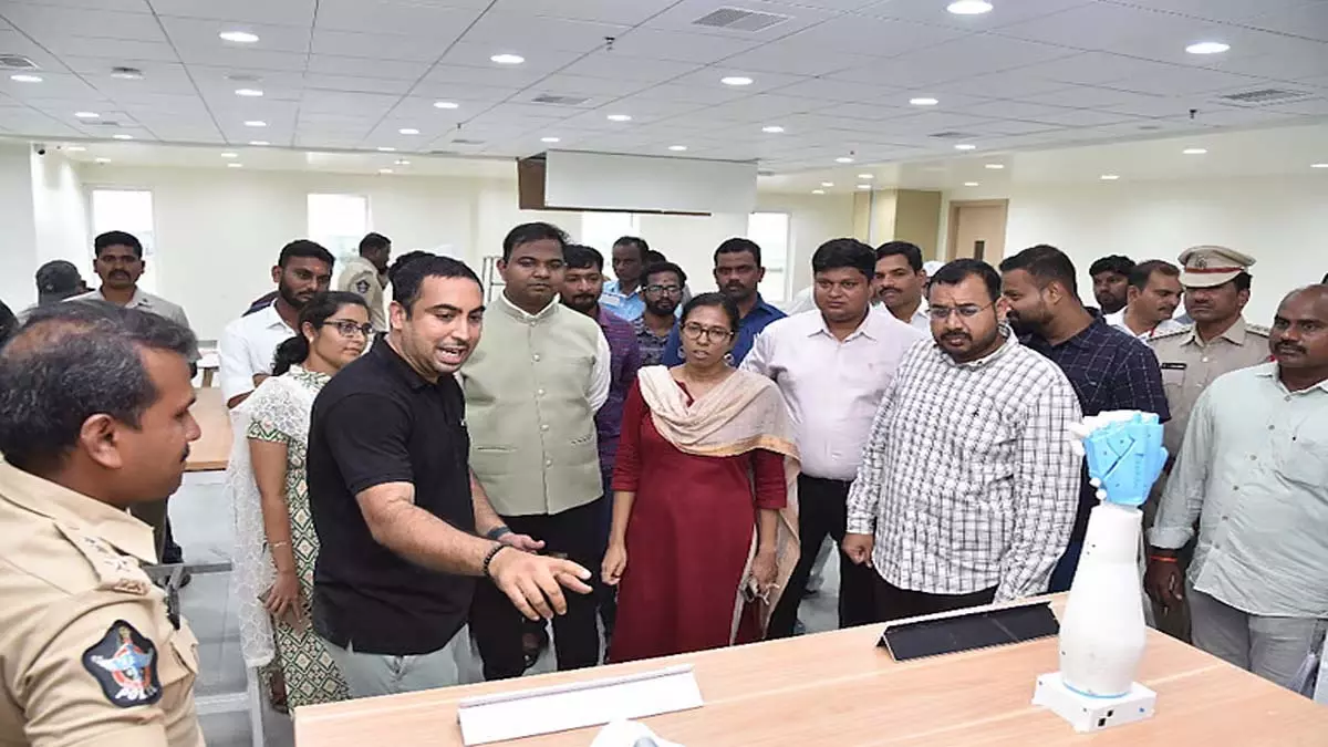 CM चंद्रबाबू नायडू आज मंगलागिरी का दौरा करेंगे CM चंद्रबाबू नायडू आज मंगलागिरी का दौरा करेंगे
