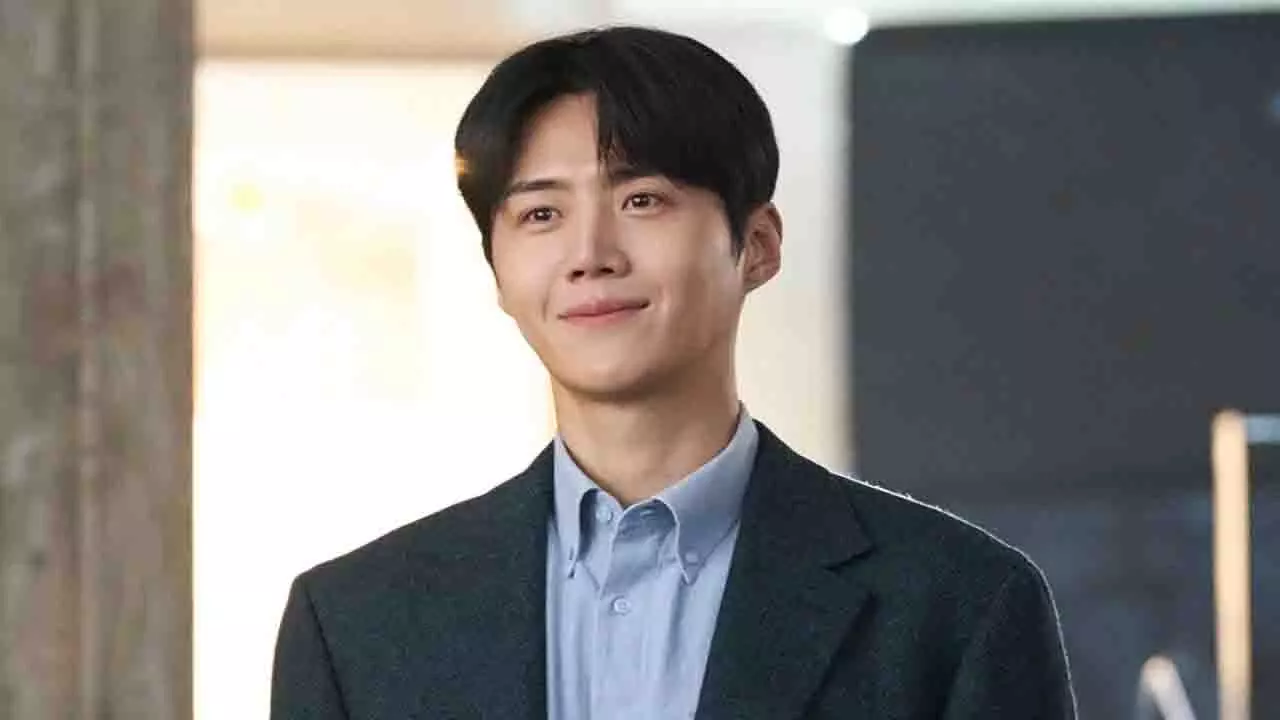Kim Seon Ho ने डीपफेक प्रतिरूपण के खिलाफ चेतावनी दी Kim Seon Ho ने डीपफेक प्रतिरूपण के खिलाफ चेतावनी दी
