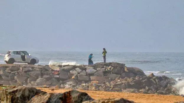बिचौलियों द्वारा 90% यूके एनजीओ फंड के कथित दुरुपयोग को लेकर Kerala की सुचित्वा सागरम परियोजना सुर्खियों में बिचौलियों द्वारा 90% यूके एनजीओ फंड के कथित दुरुपयोग को लेकर Kerala की सुचित्वा सागरम परियोजना सुर्खियों में