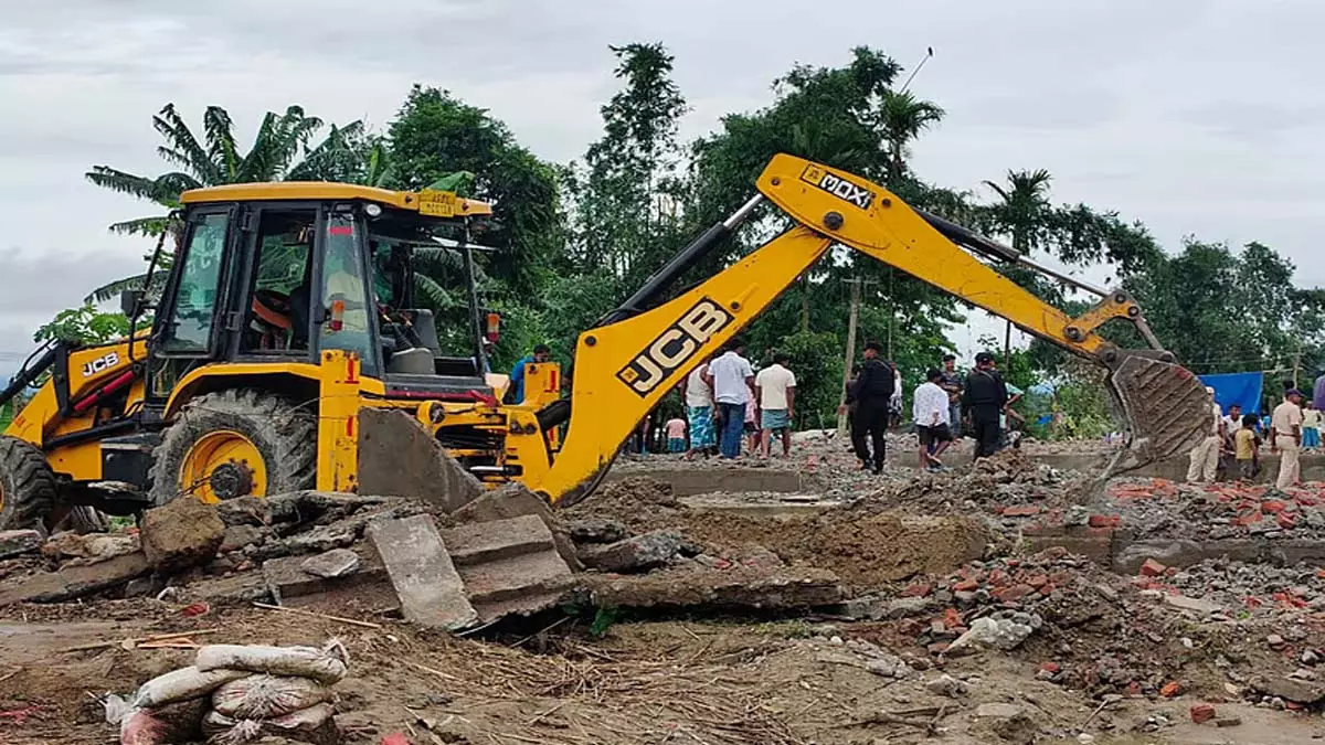 Naga लोगों द्वारा व्यवधान के बाद उरियमघाट बेदखली अभियान रोका गया Naga लोगों द्वारा व्यवधान के बाद उरियमघाट बेदखली अभियान रोका गया