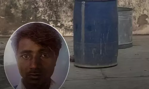 मकान मालिक संग इश्क लड़ा रही महिला, हत्या कर ड्रम में छुपाई थी पति की लाश मकान मालिक संग इश्क लड़ा रही महिला, हत्या कर ड्रम में छुपाई थी पति की लाश