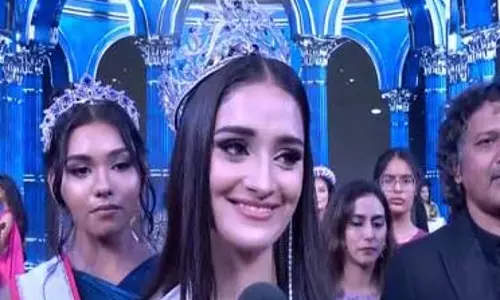 Manika Vishwakarma : मिस यूनिवर्स इंडिया 2025 का ताज Manika Vishwakarma : मिस यूनिवर्स इंडिया 2025 का ताज