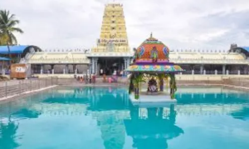 11वीं शताब्दी के इस मंदिर में प्रतिदिन बढ़ती है गणपति की प्रतिमा