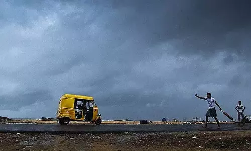 Chennai weather: तमिलनाडु के इन क्षेत्रों में हल्की बारिश का अनुमान