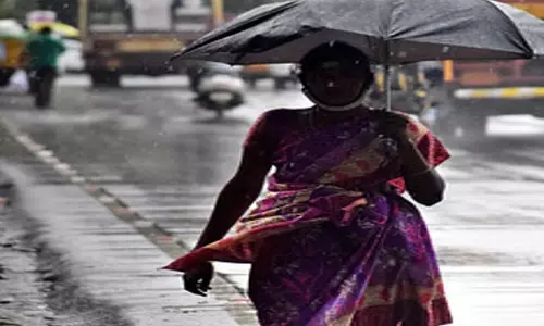 Gudalur में लगातार बारिश से सामान्य जनजीवन अस्त-व्यस्त Gudalur में लगातार बारिश से सामान्य जनजीवन अस्त-व्यस्त