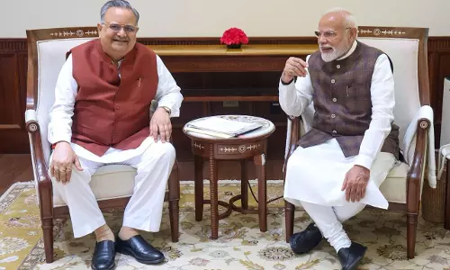 रमन सिंह ने की पीएम मोदी से मुलाकात रमन सिंह ने की पीएम मोदी से मुलाकात