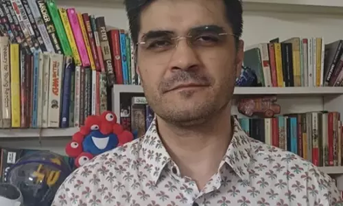 सेना और सिनेमा: अच्युत पोतदार से लेकर बिक्रमजीत कंवरपाल तक दोनों ही फील्ड पर चमके ये सितारे सेना और सिनेमा: अच्युत पोतदार से लेकर बिक्रमजीत कंवरपाल तक दोनों ही फील्ड पर चमके ये सितारे
