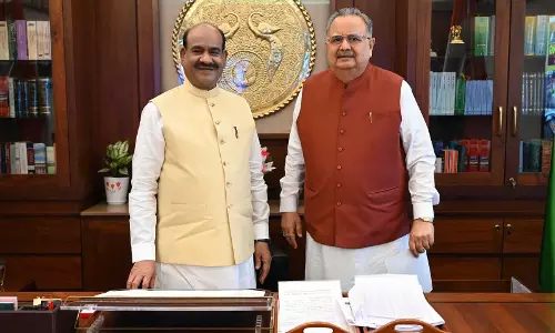 ओम बिड़ला रायपुर आएंगे, रमन सिंह ने छत्तीसगढ़ रजत जयंती वर्ष में शामिल होने का दिया आमंत्रण