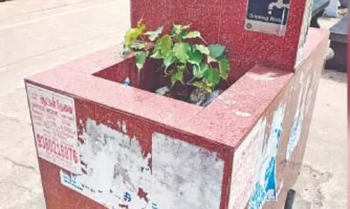 Chetpet रेलवे स्टेशन पर सूखे नल और बंद पानी के कियोस्क, लोगों में आक्रोश