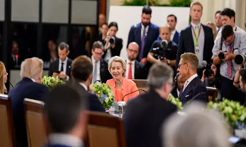 Trump ने अपहृत यूक्रेनी बच्चों की वापसी पर यूरोपीय संघ के अध्यक्ष के साथ बातचीत की