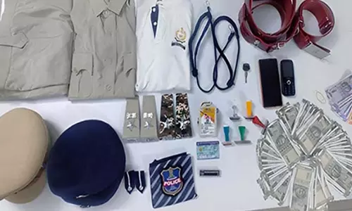 Angul में पुलिस अधिकारी बनकर नौकरी चाहने वालों से ठगी करने वाला युवक गिरफ्तार Angul में पुलिस अधिकारी बनकर नौकरी चाहने वालों से ठगी करने वाला युवक गिरफ्तार