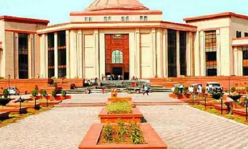 हाईकोर्ट का आदेश, इन स्टूडेंट्स को मुआवजा दिया जाए