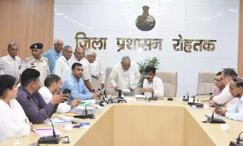 Rohtak जिला परिषद प्रमुख ने अधिकारियों से स्वच्छ पेयजल आपूर्ति सुनिश्चित करने को कहा Rohtak जिला परिषद प्रमुख ने अधिकारियों से स्वच्छ पेयजल आपूर्ति सुनिश्चित करने को कहा
