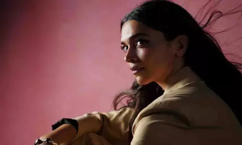 Deepika Padukone ने अल्लू अर्जुन और एटली के साथ अगली फिल्म के लिए 100 दिन आवंटित किए Deepika Padukone ने अल्लू अर्जुन और एटली के साथ अगली फिल्म के लिए 100 दिन आवंटित किए
