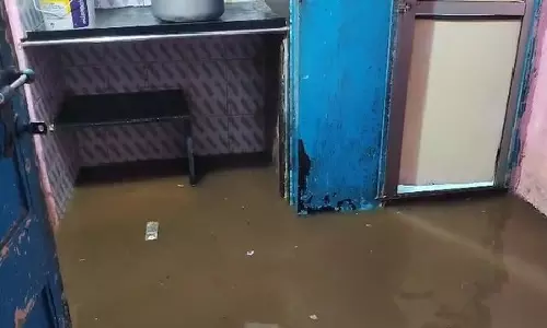 Mumbai: भारी बारिश ने मचाई तबाही, कांदिवली में डूबे घर